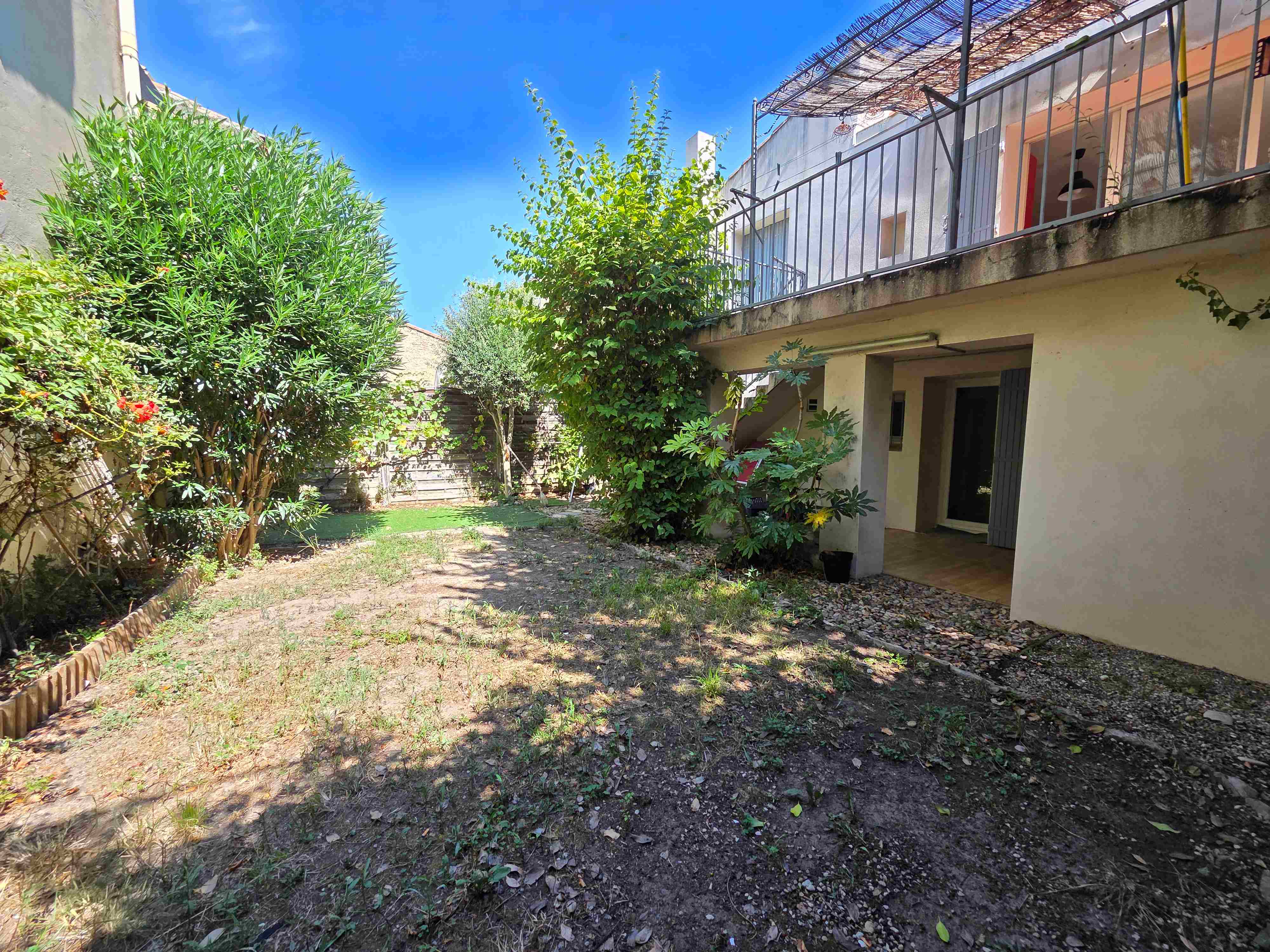 Maison de village LAVERUNE